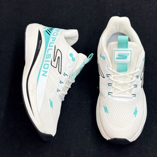 Skechers GO RUN Max Cushion Propulsion Shoes (White & Turquoise)