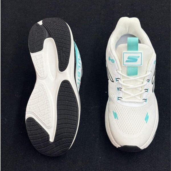 Skechers GO RUN Max Cushion Propulsion Shoes (White & Turquoise)