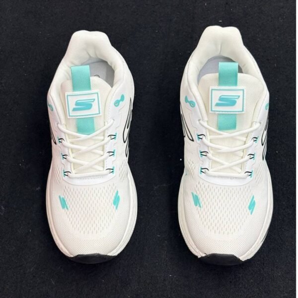 Skechers GO RUN Max Cushion Propulsion Shoes (White & Turquoise)